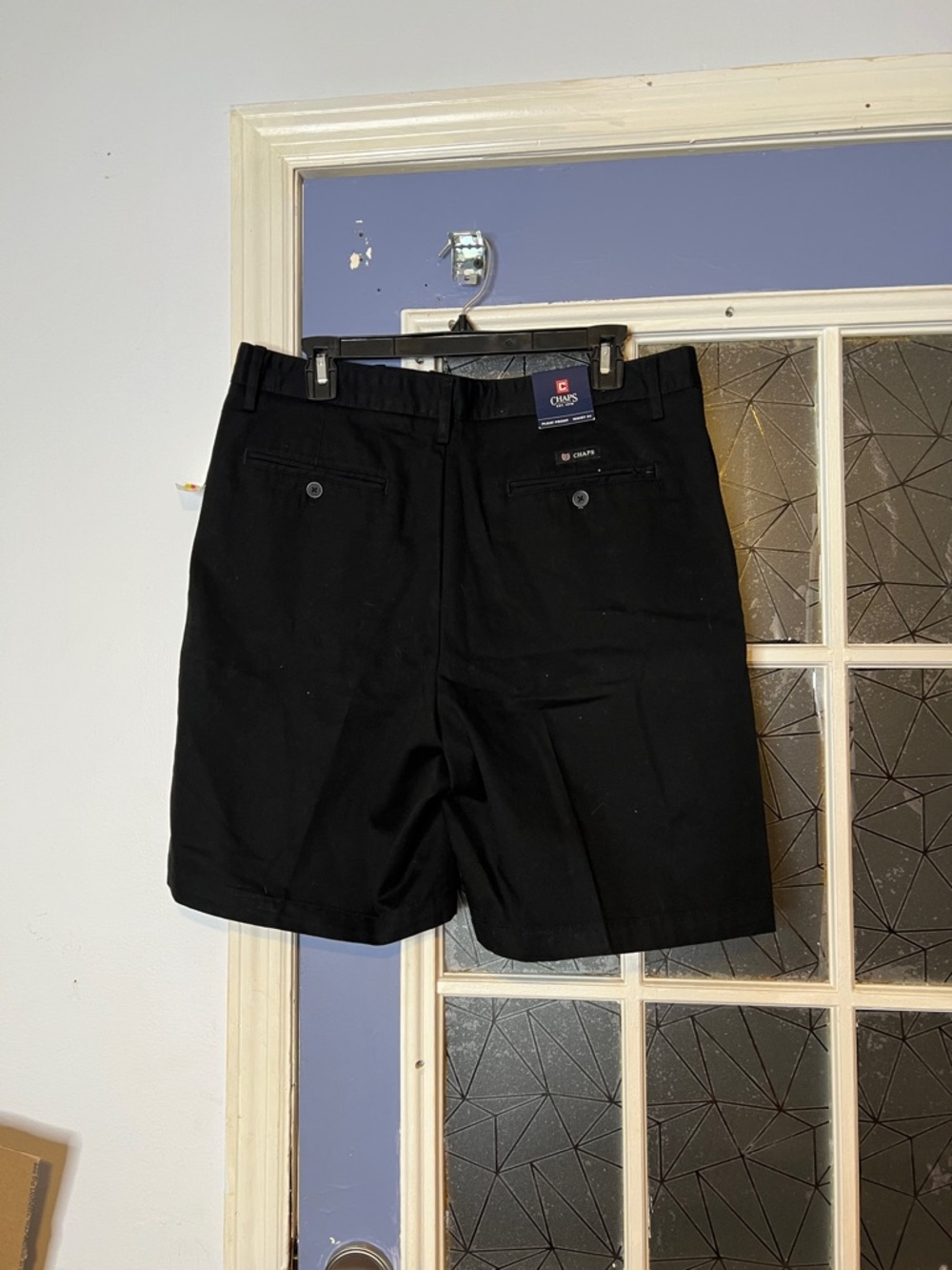 Chaps Black Flat-Front Men's Shorts - Picture 3 of 3
